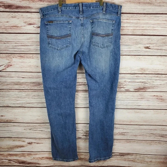 Ariat Legacy Mens 40x32 M4 Relaxed Straight Leg Medium Wash Jeans           #134 - Picture 5 of 9